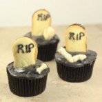 halloween-tombstone-cupcakes-180