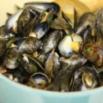 steamed-mussels-white-wine-olive-oil-2-180