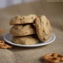 delicious peanut butter cup pretzel cookies (Small)