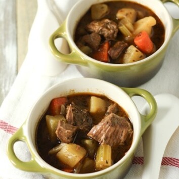 Irish Beef Stew (Slow Cooker) from thelittlekitchen.net