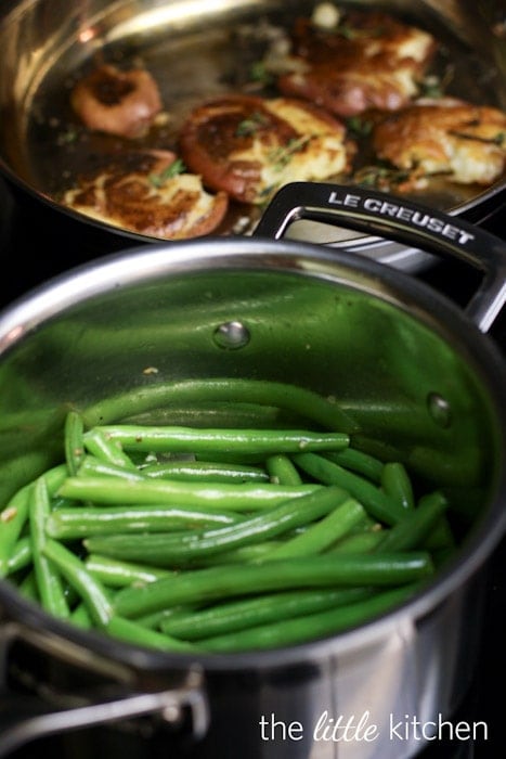 Garlic and Olive Oil Sauteed Green Beans from thelittlekitchen.net