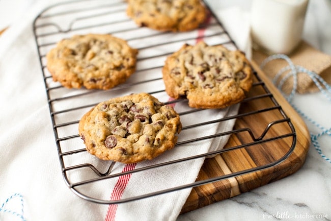 DoubleTree Hotel Chocolate Chip Cookies thelittlekitchen.net