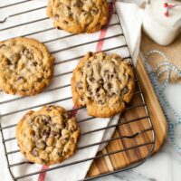 DoubleTree Hotel Chocolate Chip Cookies thelittlekitchen.net