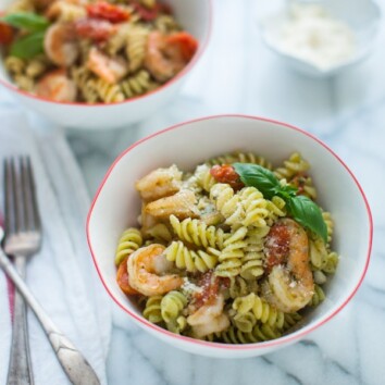 Shrimp and Pesto Pasta Toss from thelittlekitchen.net