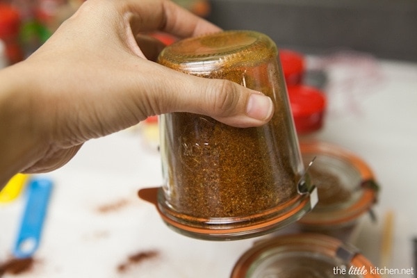 Homemade Taco Seasoning thelittlekitchen.net