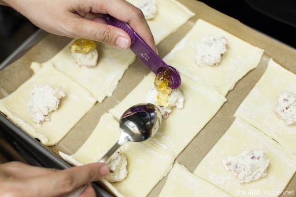 Orange Marmalade Garlic & Herb Cheesy Appetizer Puffs with Bacon