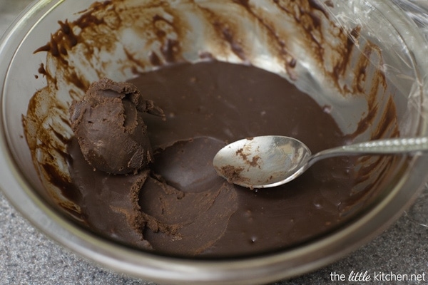 Molten Chocolate Cakes from thelittlekitchen.net