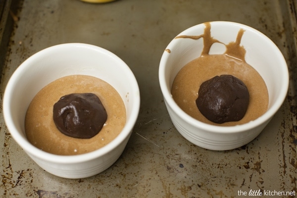 Molten Chocolate Cakes from thelittlekitchen.net