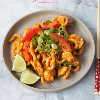 Spicy Udon Noodle Salad from thelittlekitchen.net