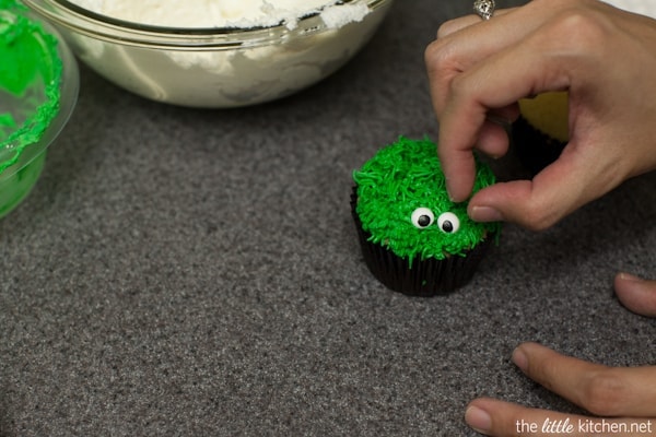 Monster Cupcakes from thelittlekitchen.net