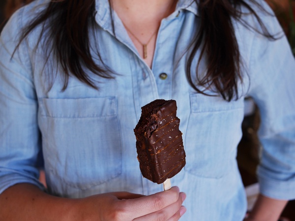 brownie pop thelittlekitchen.net