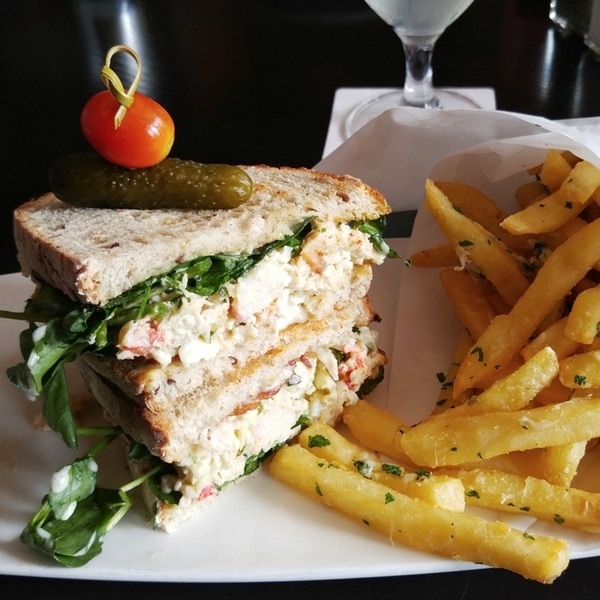 Lobster Club Sandwich // LG G4 Preview