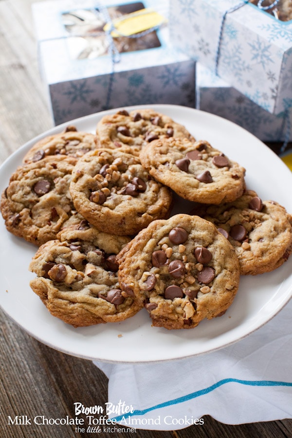 Brown Butter Milk Chocolate Toffee Almond Cookies from thelittlekitchen.net