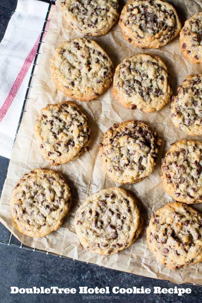 DoubleTree Chocolate Chip Cookies thelittlekitchen.net