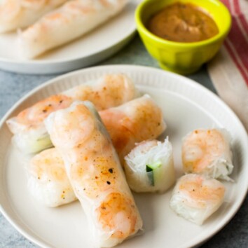 Spicy Shrimp Spring Rolls from thelittlekitchen.net