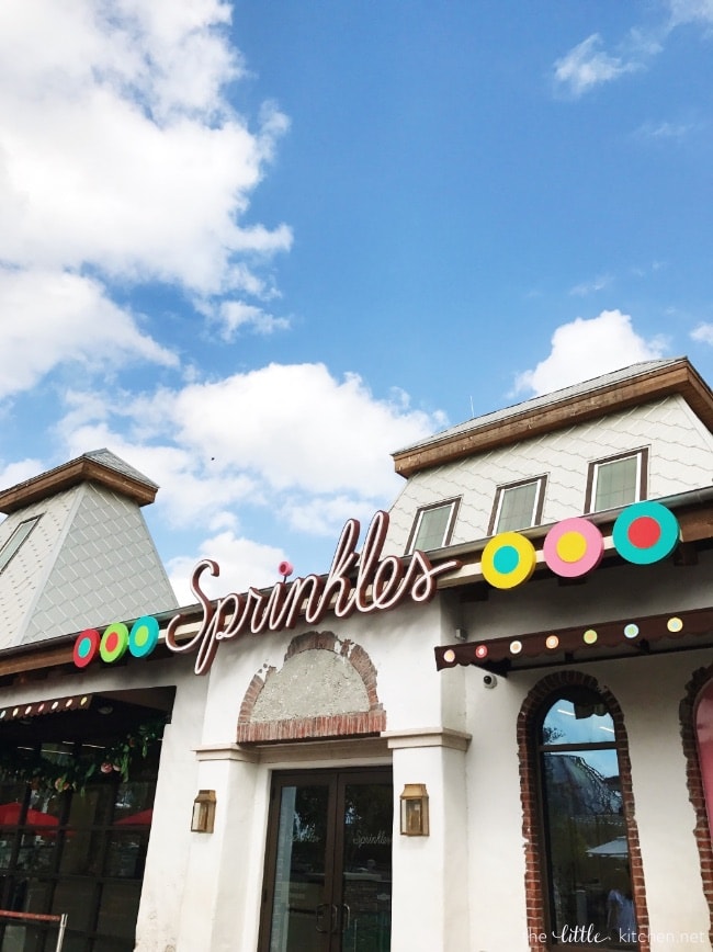 Sprinkles Cupcakes at Disney Springs thelittlekitchen.net