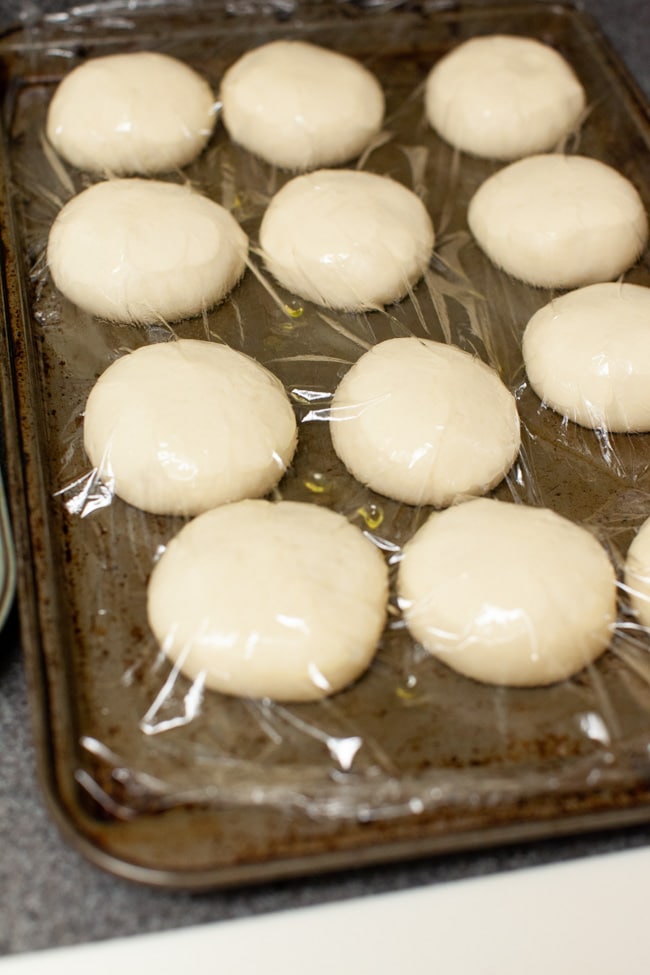 Cheddar Cheese Cloverleaf Rolls from thelittlekitchen.net