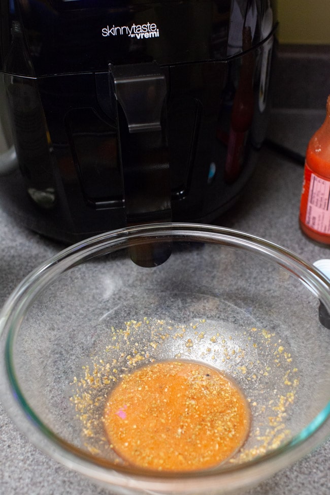 How to Make Chicken Wings in Air Fryer from thelittlekitchen.net