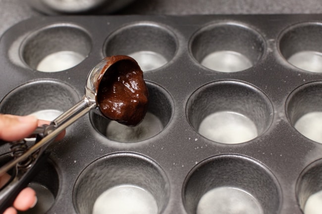 How to Make Brownie Cups from thelittlekitchen.net