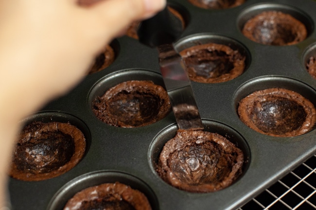 How to Make Brownie Cups from thelittlekitchen.net